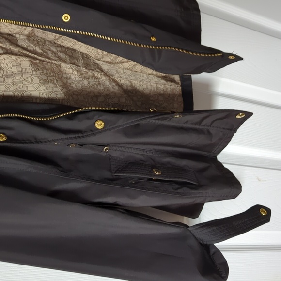 Michael Kors black light hooded jacket - Picture 3 of 4